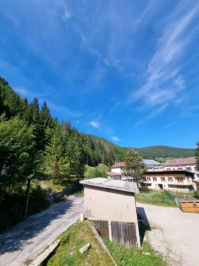 Apartment T2 Calme - Wifi Morez
